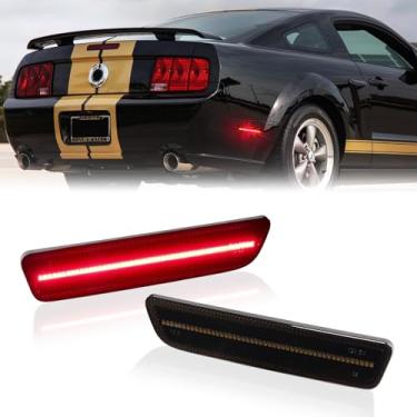 Imagem de DERMOKA Luzes de LED laterais refletores de lâmpada de para-choque traseiro para Ford Mustang 2005-2009, lente fumê 2 peças (vermelho)