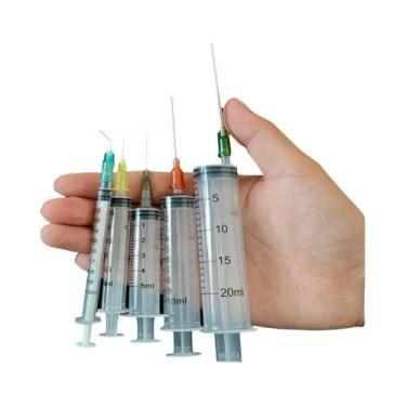 Imagem de Conjunto De 14 Seringas Plásticas Com Agulhas Romas De Vários Tamanhos