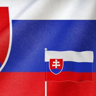 Imagem de YongFoto Bandeira da Eslováquia, 0,6 x 0,9 m, dupla face, estopa eslovaca, bandeira nacional eslovaca, quatro lados, costurada, brilhante, cor viva, durável, resistente a UV, resistente ao