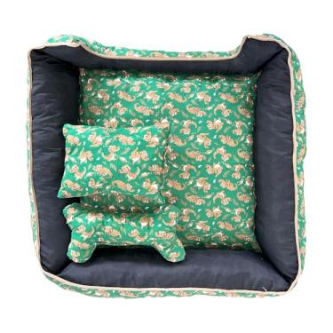 Imagem de Cama Pet Onix Extra Grande Quadrada Impermeável, Tecido Tricoline 100% Algodão, Azul com Estampa de Balões e Nuvens, 70x70x15 cm, com Almofada e Almofada Ossinho (Dino Verde)