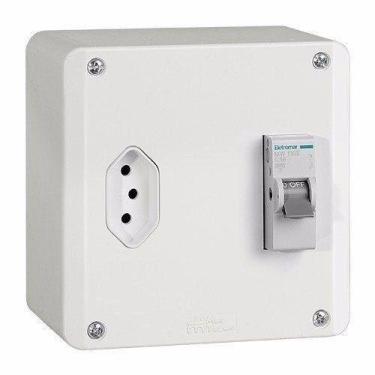 Imagem de Caixa de Disjuntor 10A + Tomada 10A Sobrepor Mectronic - Mec-Tronic
