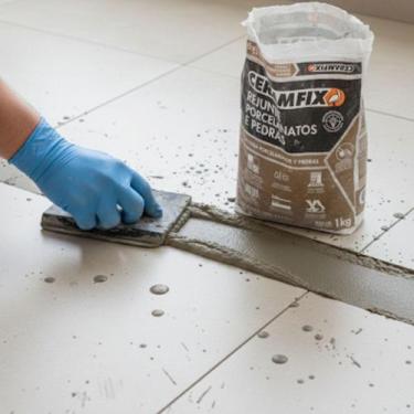 Imagem de Rejunte Porcelanatos E Pedras Cinza Classico 1kg Novo - Ceramfix