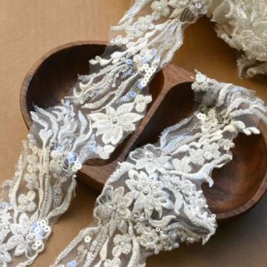 Imagem de G-RUI Apliques de renda para vestidos de casamento com lantejoulas brancas marfim 2 jardas para vestidos de casamento apliques de strass enfeites de renda parches ropa (P3401A)