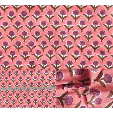 Imagem de Tecido 100% algodão impresso à mão por The Yard pré-cortado 106 cm de largura – Tecido premium para costura, suprimentos de estofamento e suprimentos de costura (Peach Burst China Rose Print, 1 jarda
