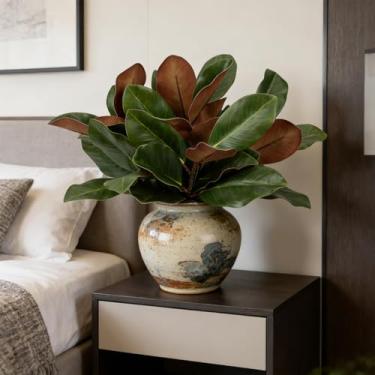 Imagem de OBDXZHC 4 peças de magnólia artificial, ramos, 3D, toque real, 28 folhas, granel, hastes de magnólia falsa para decoração de vasos internos e externos, casa, casamento, arranjos florais