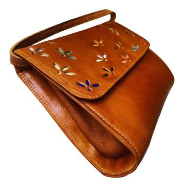 Imagem de Bolsa Feminina MARGARIDA  Couro Legítimo  Fashion Leve "Elegância e Es