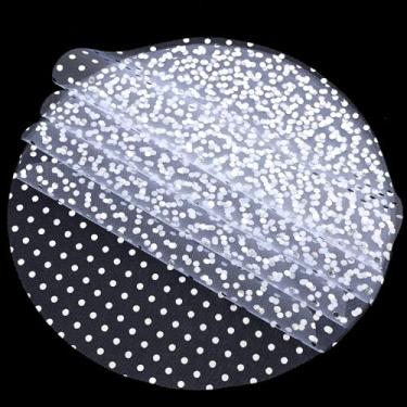 Imagem de 100 peças de jogo americano de bolinhas prateadas 33 cm redondo descartável folha prata tapete de mesa de malha de papel prensado jogo americano de casamento elegante para festa de aniversário