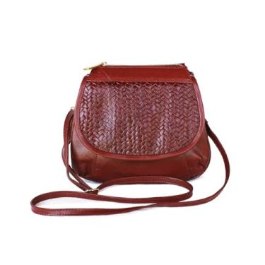 Imagem de Bolsa Feminina Transversal de Couro Modelo Gisele -Relicário (Pinhão)