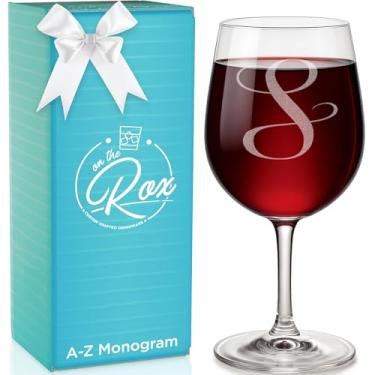 Imagem de Presentes de vinho monograma A-Z para mulheres - Taça de vinho personalizada gravada de 361 g - Presentes engraçados de monograma para amantes de vinho para mulheres - Conjunto exclusivo de copos de