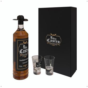 Imagem de Cachaça Envelhecida Em Barril Carvalho Americano Pedro Castro 700ml Presente Premium 2 Copos Dose - Lojas RPM