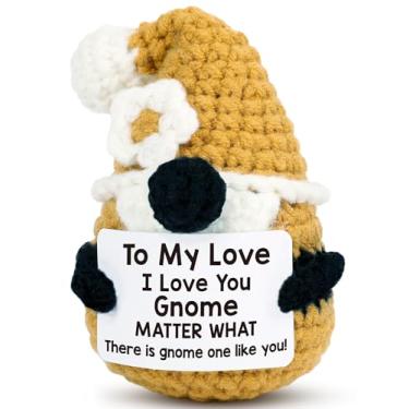 Imagem de Gnomo de Dia dos Namorados feito à mão – Boneca gnomo de crochê com cartão de amor – presente romântico para ele ou ela, namorado, namorada, marido, esposa