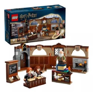 Imagem de Lego 76442 Harry Potter: Sala de Aulas Encantamentos Do Castelo Hogwarts -204 peças