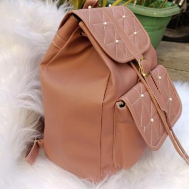 Imagem de Mochila Feminina para Notebook OEM em Couro Sintético 37x40x15 Rosê Pequena com Bolso Frontal