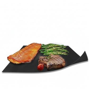 Imagem de Manta Grill Antiaderente 40x33 CM em Teflon Para Churrasqueira Forno e Chapa Reutilizável e Resistente a 360 Graus