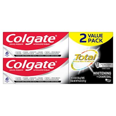 Imagem de Colgate Clareamento total + pasta de dente de carvão, 10 benefícios, incluindo alívio da sensibilidade e clareamento dental, tubo de 136 g, pacote com 2