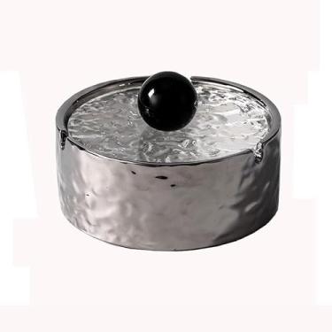Imagem de Cinzeiro Cinzeiro de cerâmica portátil para viagem, cinzeiro decorativo com tampa de vidro para pátio, casa, escritório, uso interno e externo Cinzeiro de Mesa(Silver)