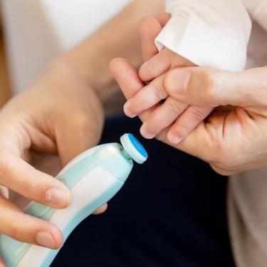 Imagem de Aparador de Unhas Elétrico para Bebês, Cuidado, Polimento e Acabamento, Seguro com Luz LED, Cor Azul