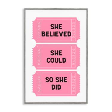 Imagem de Stupell Industries She Believed Girl Power Tickets arte giclée emoldurada cinza, design por Lettered and Lined, 24 x 16