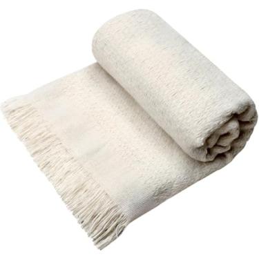Imagem de Manta Decorativa 1,70m x 2,40m para Sofá, Cama e Poltrona | Algodão de Trama Fina e Toque Macio | Franjas Artesanais Estilo Boho Chic | Cor Marfim – Elegante e Aconchegante para Sala e Quarto