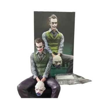 Imagem de Boneco De Ação Joker Heath Ledger De 24cm Sentado Com Máscara Verde, D