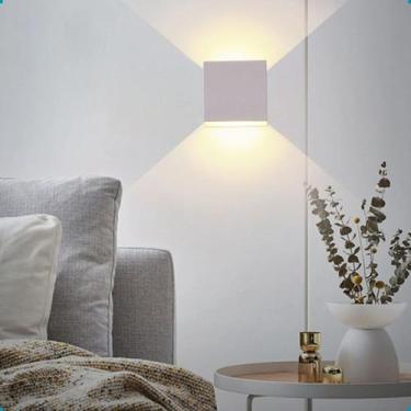 Imagem de Luminaria Parede Arandela Quadrada Decorativa Uso Externo Branco - Dan