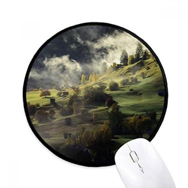 Imagem de DIYthinker Village Fog Hill paisagem floresta mouse pad desktop escritório tapete redondo para computador
