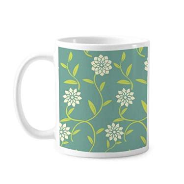 Imagem de Caneca de cerâmica com estampa de flores verdes brancas e brancas xícara de porcelana de café