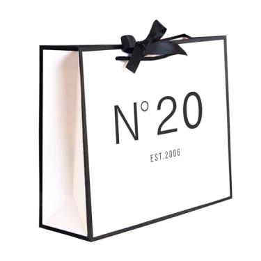 Imagem de QLSKO Sacola de papel de presente de lembrança de aniversário de 30/40/50/60/70 anos para presente de festa de aniversário para mulheres, ideia de decorações de 40 anos (2006 20, médio (pacote com 1))