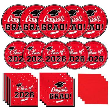 Imagem de Pratos e guardanapos de festa de formatura Gatherfun 2022, artigos de festa de formatura, pratos descartáveis vermelhos de papel, guardanapos de almoço, guardanapos de coquetel para decoração de festa de formatura, serve 50
