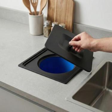 Imagem de Lixeira de Embutir Quadrada de Pia e Bancada Inox Preto 5LTs - Stillus