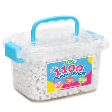 Imagem de GAGANIU Miçangas de pônei 1100+ peças – Contas Kandi de plástico branco em pote para pulseiras, tranças de cabelo, fabricação de joias e artesanato DIY