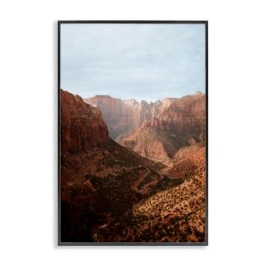 Imagem de Stupell Industries Arte giclée emoldurada em preto Vast Canyon Zion Park, design por Jade Sharp Photo, 18 x 12