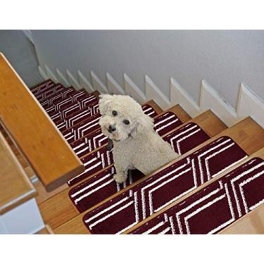 Imagem de SussexHome Tapete antiderrapante para escada coleção Plaza contemporâneo, aconchegante, vibrante e macio | Vermelho e branco, 23 x 71 cm | Pacote com 7 [100% polipropileno] | Fita incluída