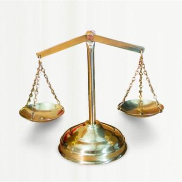 Imagem de Balança Latão Símbolo Direito Justiça Decoração Artesanal G - Full Eco