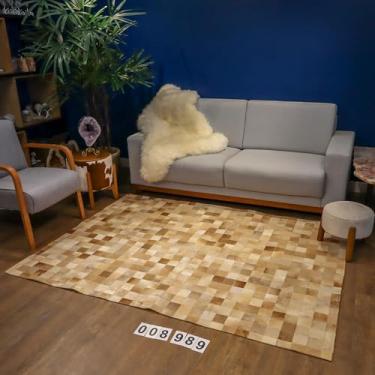 Imagem de Tapete de Couro Quadriculado Mix Bege 2x1,5m com placas de 7x7cm