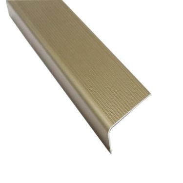 Imagem de Cantoneira Alumínio Para Degrau Escada 34mm x 14mm - Homeney, Champanh