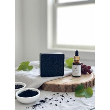 Imagem de Sabonete de Carvão Ativado com óleo de semente de uva - Controle de Acne e proteção contra o envelhecimento precoce. 100 Gramas