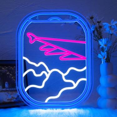 Imagem de WLHOPE Sinais de néon com vista de janela de avião azul e rosa LED neon para decoração de parede, placa USB de avião, janela, nuvens, luz neon, placas para quarto, sala de estar, sala de jogos,