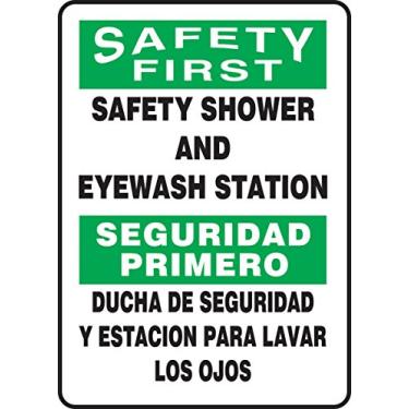 Imagem de Accuform Placa SBMFSD910VP, Safety First Safety Shower and Eyewash Station", 35,5 cm de comprimento x 25,4 cm de largura x 0,1 cm de espessura, plástico, 35,5 cm x 25,4 cm, verde/preto sobre branco