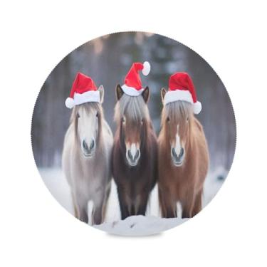 Imagem de Wassud Jogo americano Três Cavalos em Miniatura em Chapéus de Papai Noel, Tapetes de Mesa Redondos para Cozinha e Jantar, Laváveis, Resistentes ao Calor, Decoração de Mesa 39 cm
