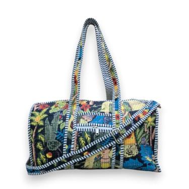 Imagem de Bolsa de viagem acolchoada de algodão para mulheres – Bolsa leve de fim de semana com alça de ombro, bolsos e tecido acolchoado macio – Mala de mão para viagem, academia, ioga e praia, Mochila