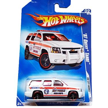 Imagem de HOT WHEELS 2009 HW CITY WORKS 02/10 WHITE '07 CHEVY TAHOE FIRE DEPT. RECUE TRUCK 108/190