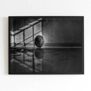 Imagem de Quadro Fotografia Bola De Basquete 45X34Cm Com Vidro Preta