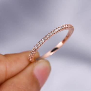 Imagem de Anel de Casamento com Pedra Redonda em Ouro Rosa - Joia de Noivado par