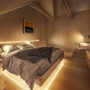 Imagem de Fita de Led Taschibra com 5 metros 6W Bivolt 3000K Luz Amarela