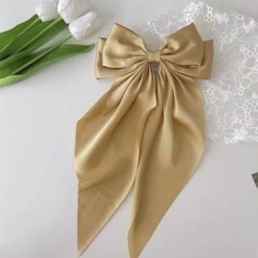 Imagem de Clipe de Cabelo Grande com Laço em Tecido Cetim Premium — Acessório Feminino Clássico e Sofisticado(Bege)