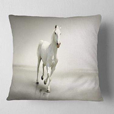 Imagem de Designart Linda Manta de Animal Corrido de Cavalo Branco para Sala de Estar, Sofá, Almofada + Capa de Almofada Estampada em ambos os lados 45,72 cm x 45,72 cm