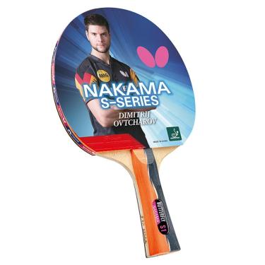 Imagem de Butterfly Raquete de tênis de mesa Nakama S-1 – Remo profissional aprovado pela ITTF Butterfly Ping Pong – Borracha Sriver – Ping Pong Paddle de carbono – 2 bolas de pingue-pongue incluídas