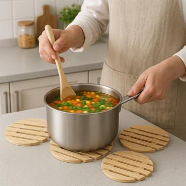 Imagem de Descanso de Panela Ripado em Bambu 15cm – Redondo e Resistente ao Calor