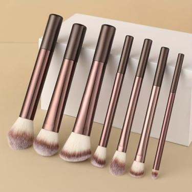 Imagem de Conjunto de 7 pincéis de maquiagem coloridos compatíveis com tipos de pele – profissional e adequado para viagens com cerdas de nylon